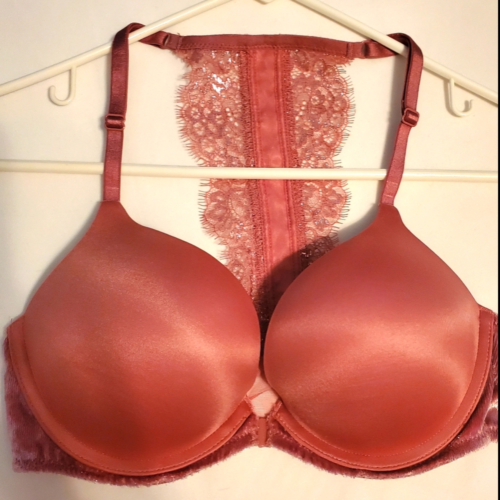 Bombshell Bra. Victoria Secret. 34B Rose pink